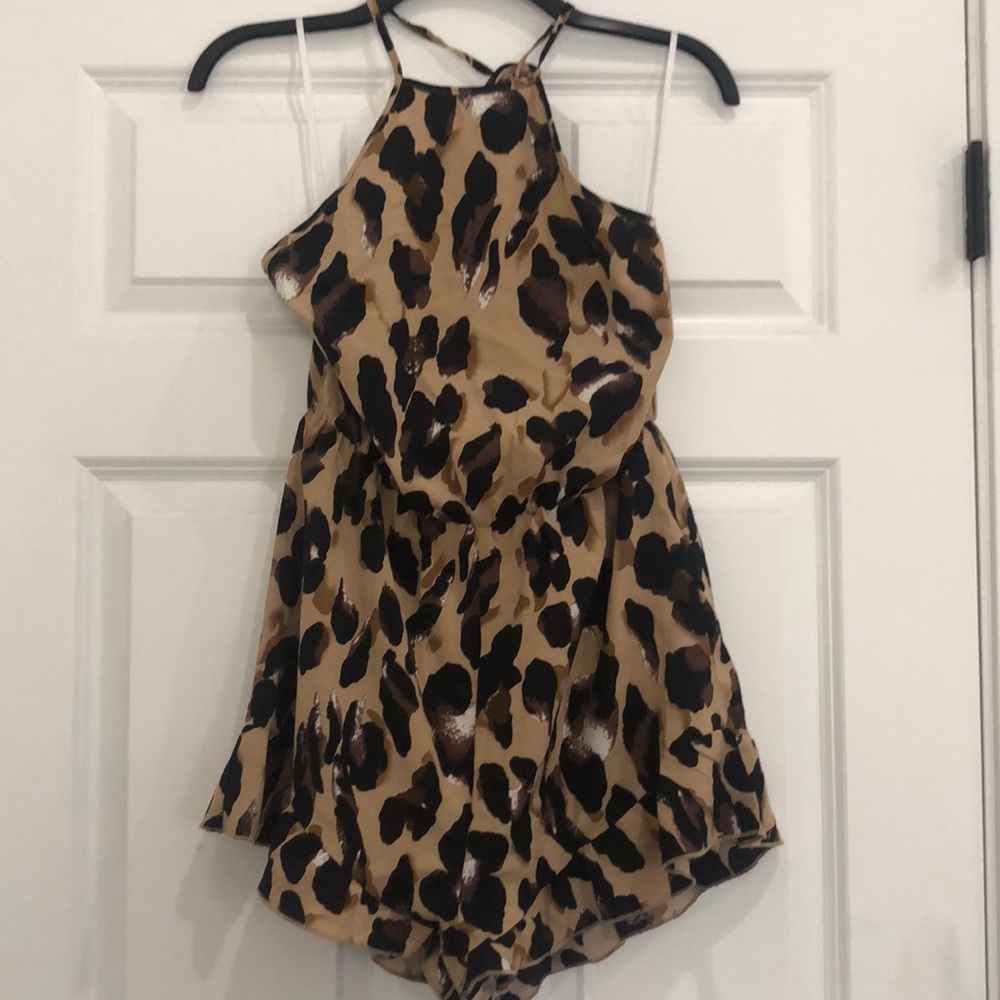 SHEIN cheetah print romper - Picture 3 of 7